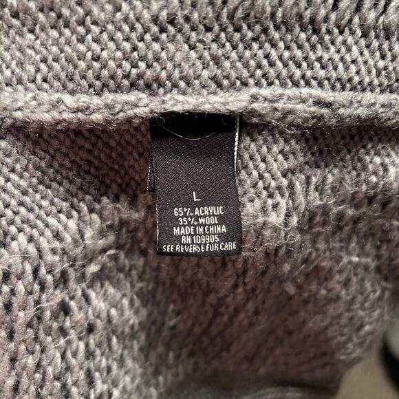 Dressbarn Gray Cable Knit Duster with Faux Fur Size Medium - Picture 6 of 7